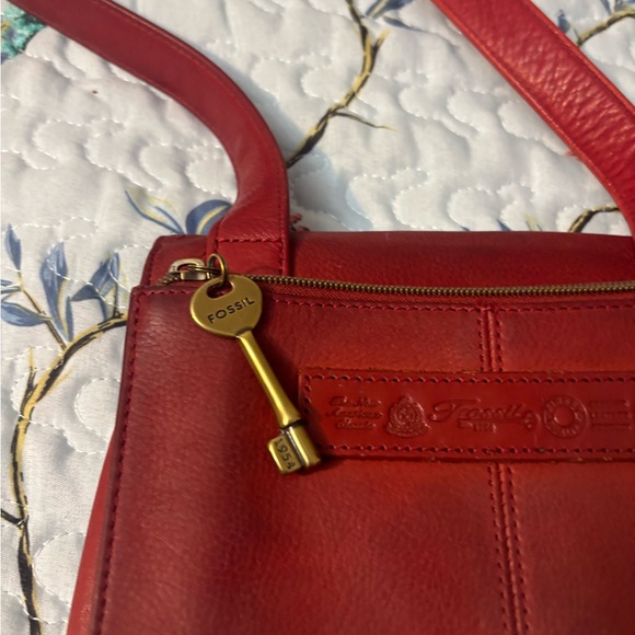 Fossil Red Crossbody Bag with Flap Closure - Picture 6 of 8